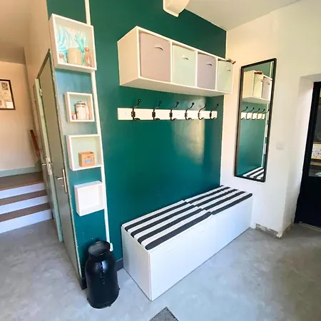La Matours Apartment *